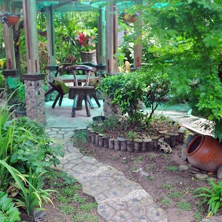 Peak House Garden Pension El Nido Zewnętrze zdjęcie